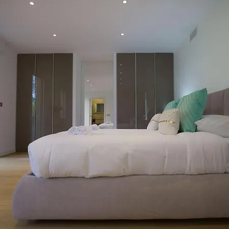Apartment Montecarlo Luxury Pool